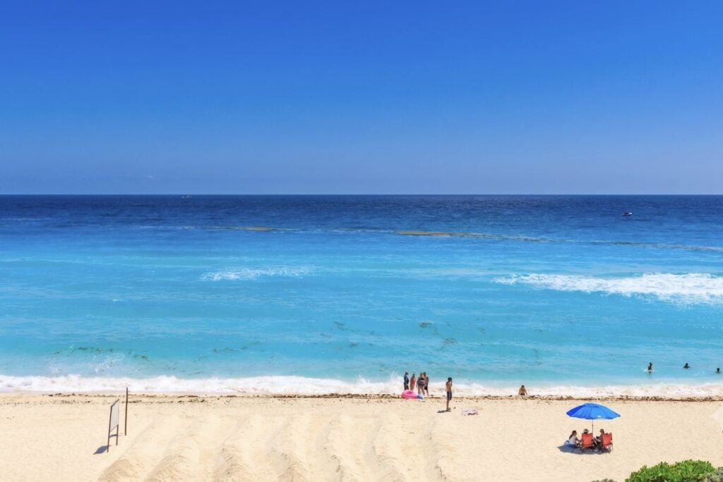 Cancun Tourist Numbers Drop 13% Why Right Now Is The Best Time To Book