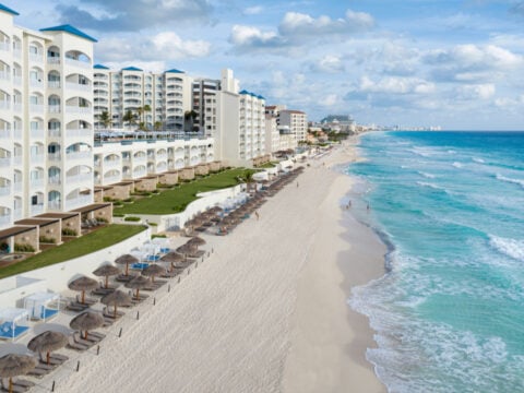 Hilton Cancun Mar Caribe All-Inclusive Resort 1