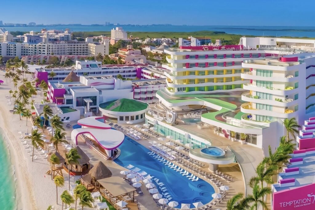 The One Cancun Resort That Pushes 'Adults Only' To The Absolute Limit
