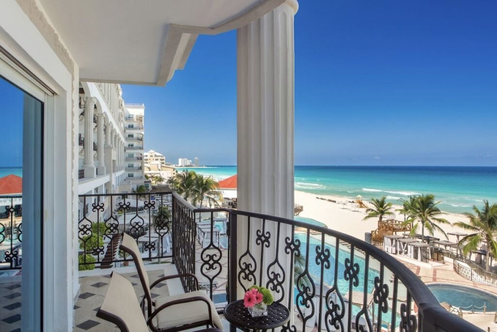 These Are The Top 3 Adults-Only All-Inclusive Resorts In Cancun According To Expedia In 2026
