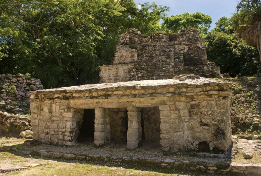 Jungle Ruins Muyil (Sian Ka'an)