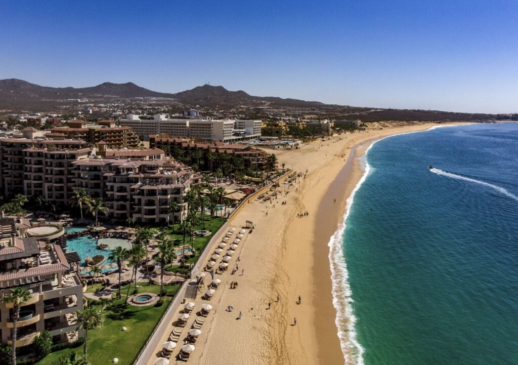 Medano-Beach-Los-Cabos
