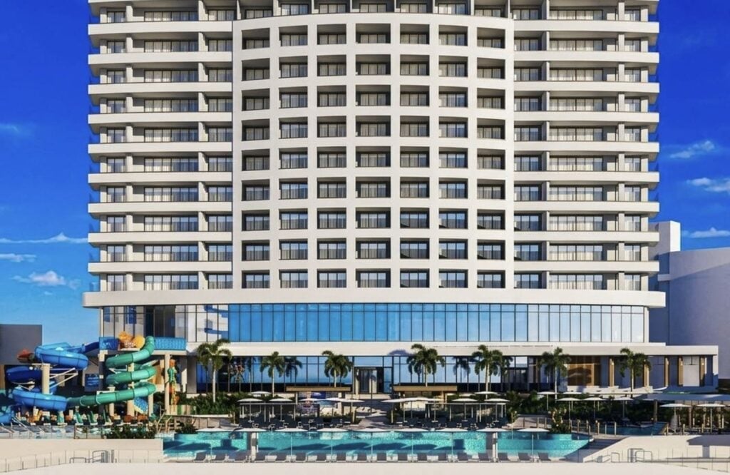 Beach Palace Cancun Officially Reopens After 60 Million Dollar Renovation