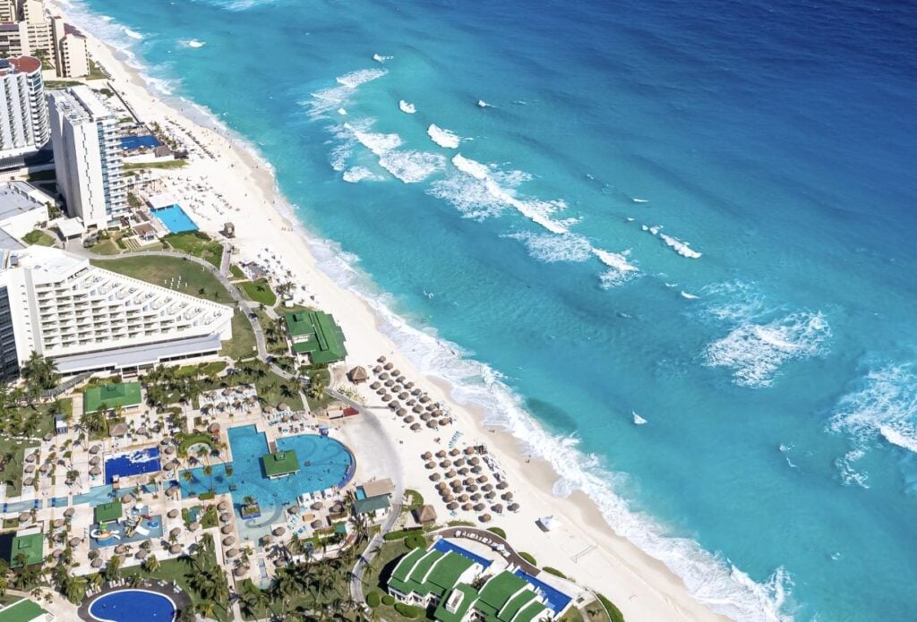 Is Cancun Or Cabo Better Here's Which Beach Destination Is Right For You